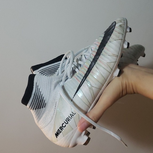 Nike junior mercurial x victory 6 soccer shoes cleats CR7 flyknit size 4.5 kids - Picture 6 of 11